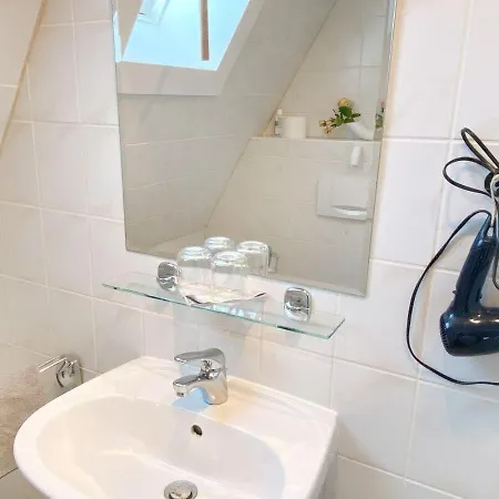 Lewerenz 펜션 징스트